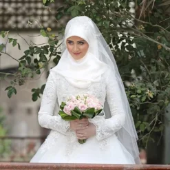 Robe De Mariée Princesse Pour Femme Voilée -Promos Parurelle Boutique H544afcd9fd204af4a30a023feff2dedfr