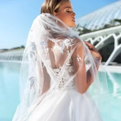 Robe De Mariée Princesse Satin Dentelle -Promos Parurelle Boutique MACDUGAL tissu en Satin de caract re Simple avec des appliques en dentelle cravate au dos 2 1