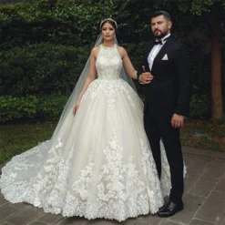 Robe De Mariée Princesse Dentelle Longue Traine -Promos Parurelle Boutique robe mariage femme dentelle longue